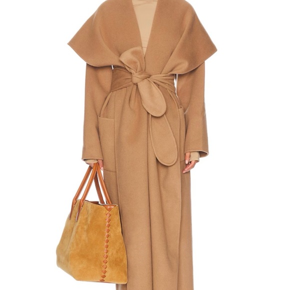 Helsa The Throw Coat - Picture 3 of 8